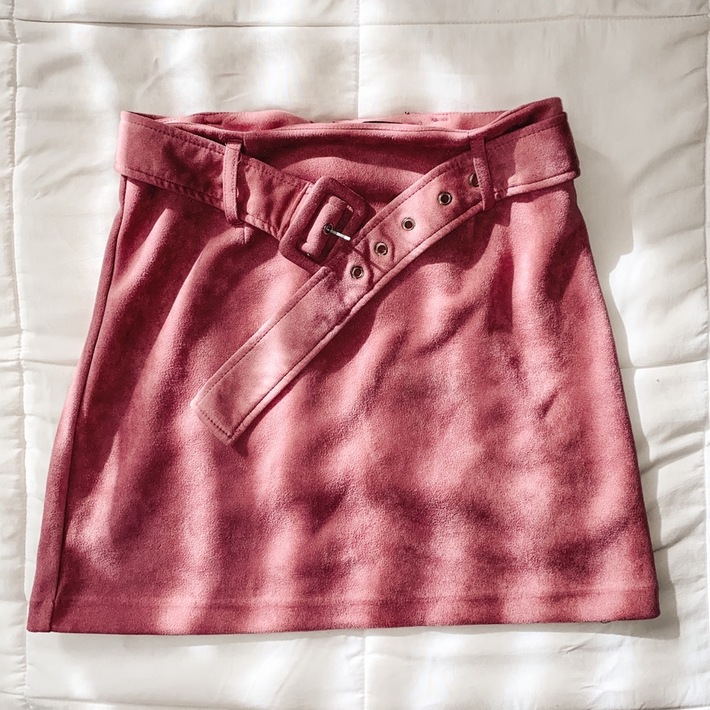 Forever 21 mini velvet skirt